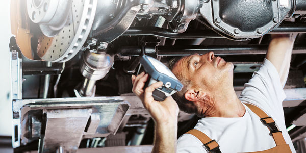 Professioneller Autoservice von Experten! Professioneller Autoservice von Experten!